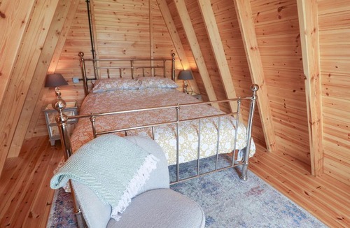 Woodbridge House | Oak Tree