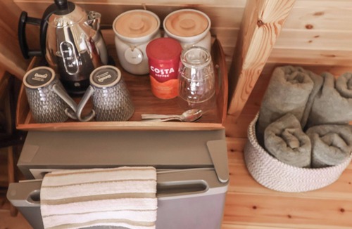 Woodbridge Cottage | Oak Tree