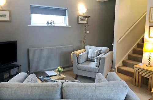 Braithwaite House | Oakvale - Oak Leaf