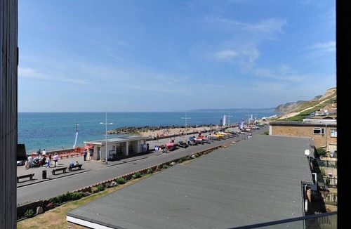West Bay Cottage | OCTOPUS, romantic, luxury holiday cottage in West Bay