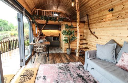 Saint Asaph House | Offas Dyke Escape