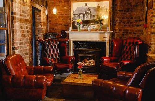 Bordesley Hotel | Old Crown Hotel