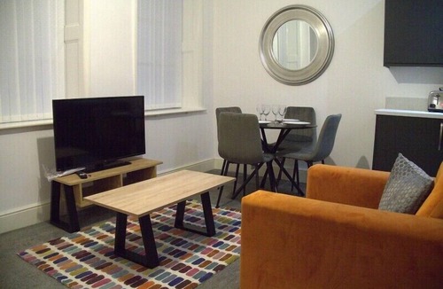 Hull Old Town Apartment | Old Dutch Embassy by Guestz