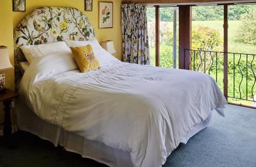 Warminster House | Oldfield