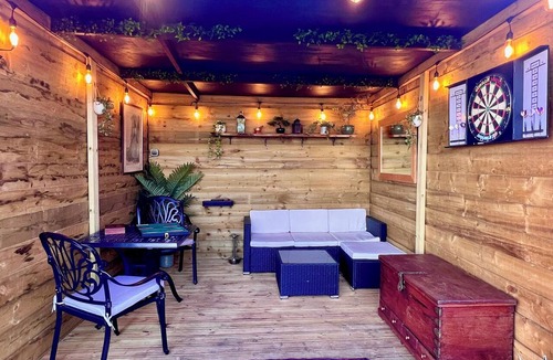 Bishops Castle Cottage | Olive Hut