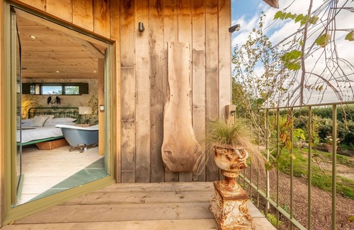 Upper Dicker Cottage | Olive Tree House - set amongst the olive trees sleeping 2 guests