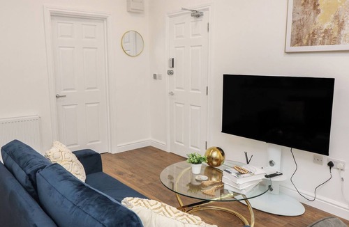 Peterborough Cottage | One