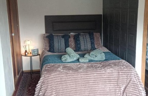 Shawlands Apartment | Open space studio in Shawlands