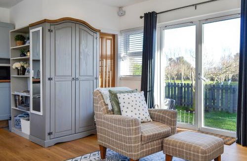 Laurencekirk House | Orchard Chalet