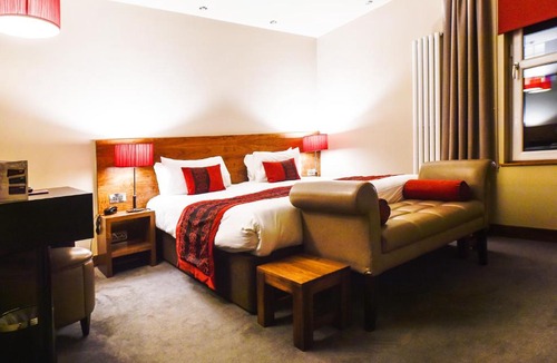 South Queensferry Hotel | Orocco Pier