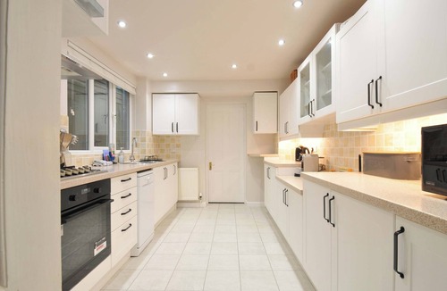 Looe Cottage | OVERDALE, pet friendly, character holiday cottage in Looe