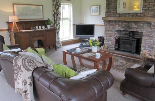 Morpeth House | Owl Cottage High Weldon