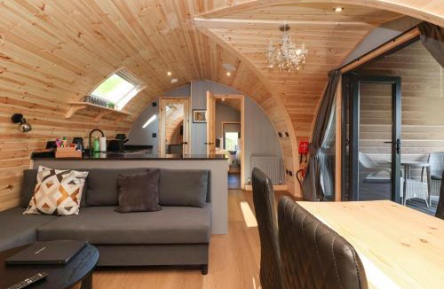Yockenthwaite House | Oyster Catcher