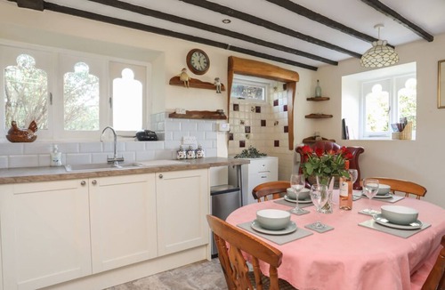 Llandudno Junction House | Pabo Lodge: A Cozy Retreat