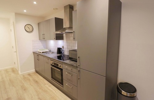 Bordesley Cottage | PARK-VIEW NOOK, family friendly, with a garden in Birmingham