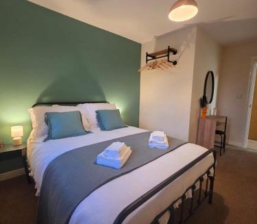 Doncaster Apartment | Parkway Court - Open plan apartment