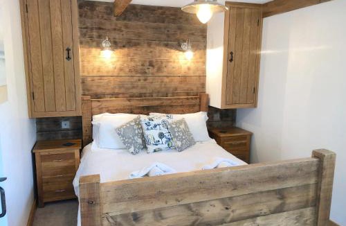 Marhamchurch House | Parlour