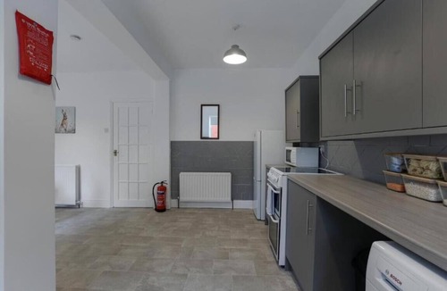 Cullercoats House | Pass the Keys | Seaside Sanctuary, Cullercoats – Walk to the Beach