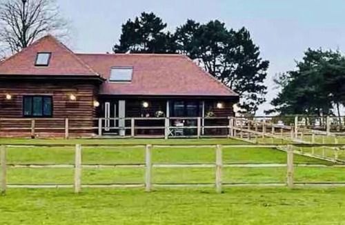 Bedford House | Peace and tranquility. 10 mins from Bedford, 15 mins from Milton Keynes