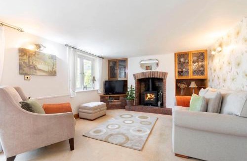 Eastington House | Peaceful 3-Bed Cottage in Eastington, near Stonehouse