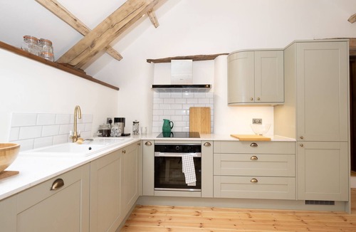 Yeoford House | Peaceful Devon hideaway with wood fired hot tub and great pubs.