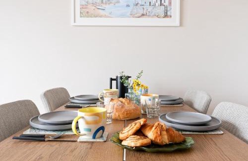 Mylor Churchtown House | Peaceful Harbour-View Cottage - Tresellick Gardens