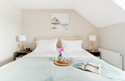 Mylor Churchtown House | Peaceful Harbour-View Cottage - Tresellick Gardens