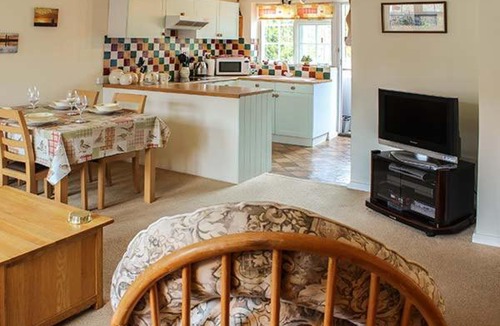 Kelling House | Pebble Cottage