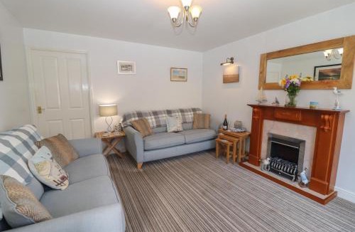 West Cliff House | Pebble Cottage