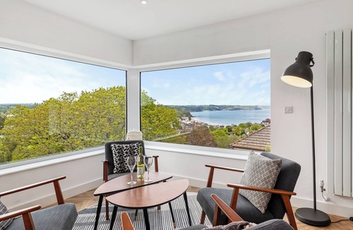 Saundersfoot House | Pen Gar - Elevated Sea Views, EV Charger