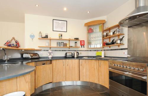 Polzeath House | Pendaveli