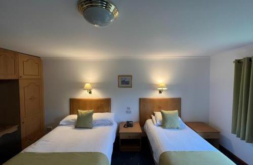 Llanrhystud Hotel | Penrhos Park