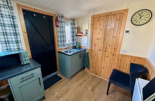 Fort William Cabin | Per Ardua Shepherds Hut