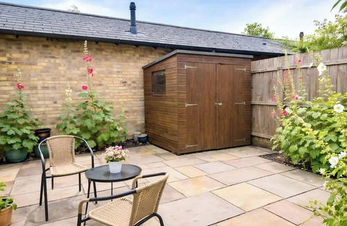 Cambridge House | Peridot 2BR Ground Floor Aprt NR Addenbrookes