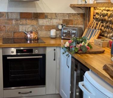 Briston House | Pet Friendly, Border Cottage, Norfolk