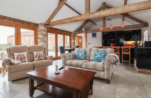 Driffield House | Pillar Barn
