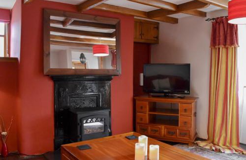 Hessenford House | Pineview Cottage