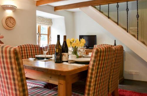 Hessenford House | Pineview Cottage