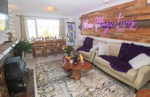 Mabe House | Piskies Magic Home