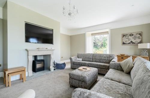 Harlech House | Plas Amherst