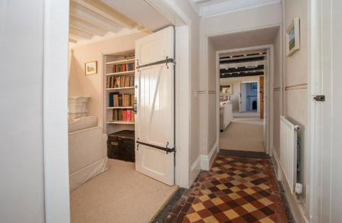 Rhoscolyn House | Plas