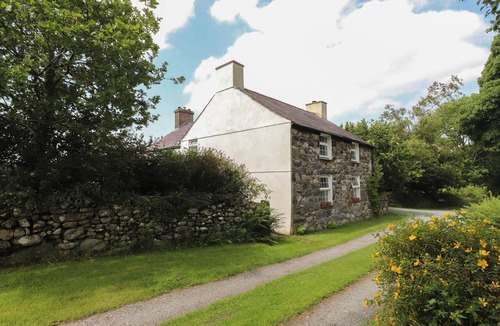Groeslon Cottage | Plas Mawr