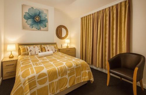Wigan Apartment | Platt Bridge Contractor Stays-One Bedroom house