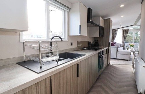 West Heslerton Cabin | Plot 43, is in East Heslerton.