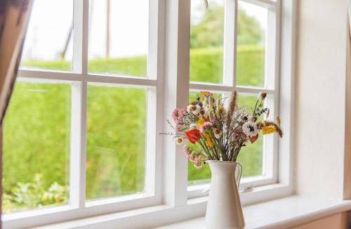 Dargate House | Plum Pudding Cottage by Bloom Stays