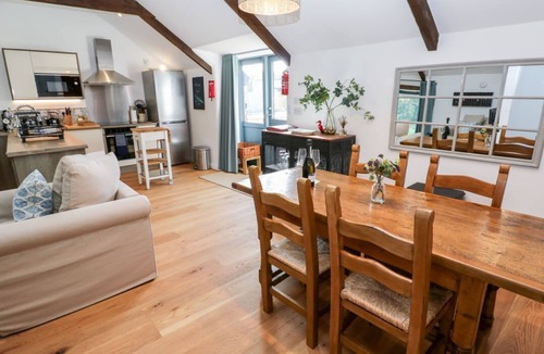 Newquay House | Pol, Cubert, Cornwall.