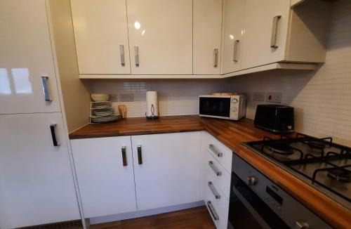 Airdrie Apartment | Pond View Upper