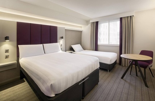 Sutton Coldfield Hotel | Premier Inn Birmingham North - S.Coldfield