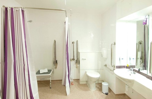 Minster Hotel | Premier Inn Ramsgate - Manston Airport