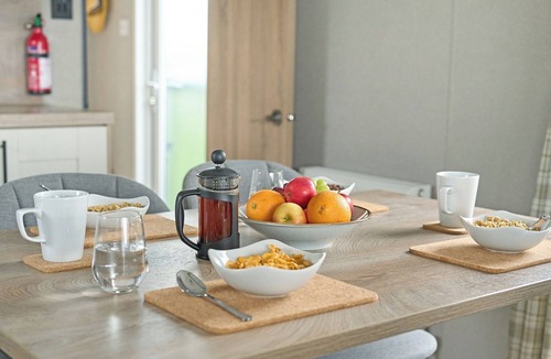Plaitford House | Premium 2 bed HT Pet